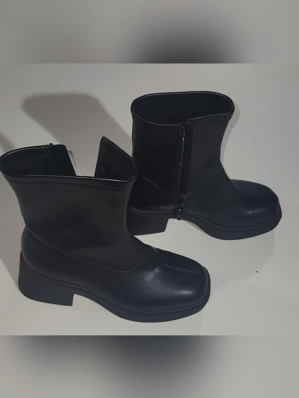 Wild Fable Faux Leather Side Zip Ankle Boots Size 6
